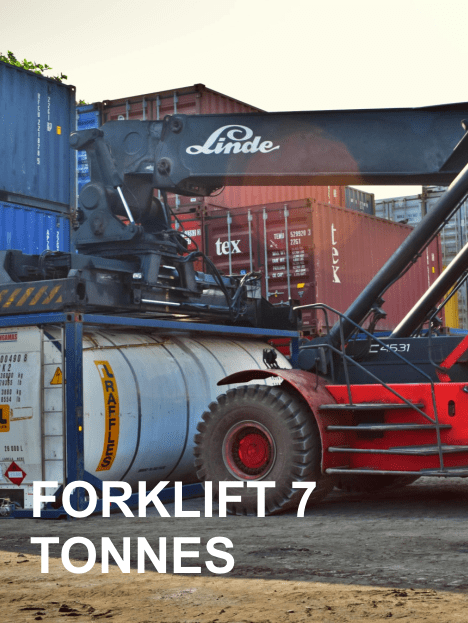 FORKLIFT 7 TONNES-min